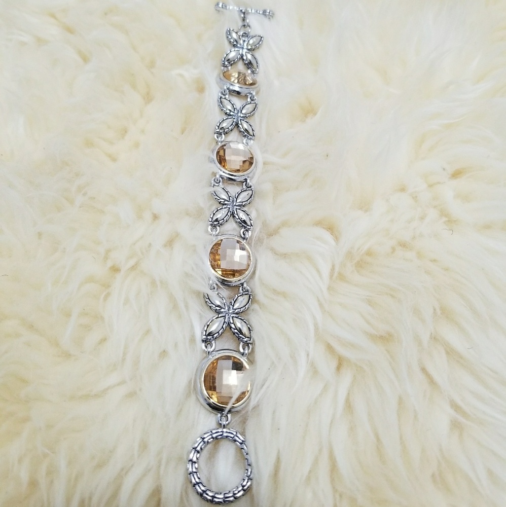 💍Elegant Stunning Woman Bracelet